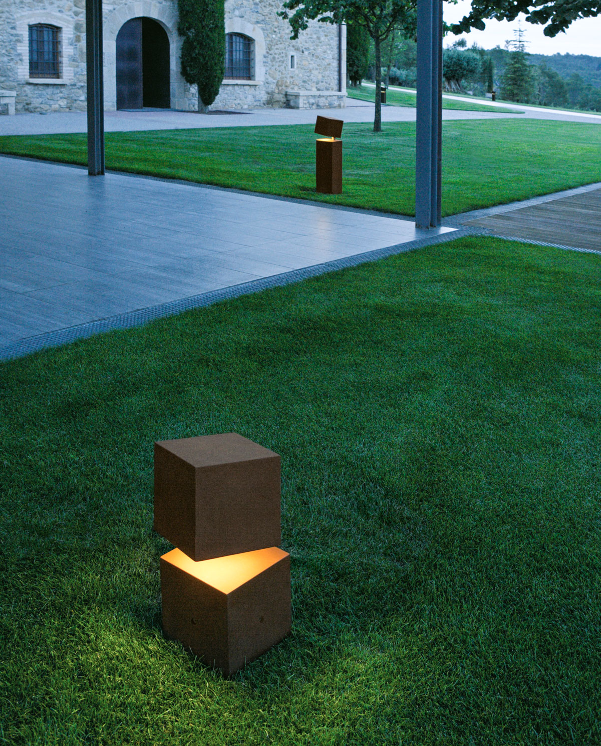 Vibia The Edit - Lighting that looks to nature - Break